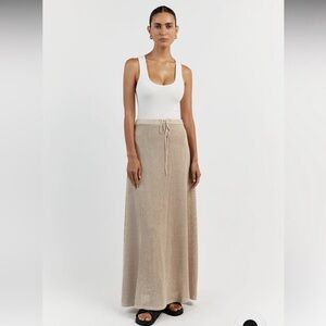 DISSH Beige Knit Maxi Skirt with lining
